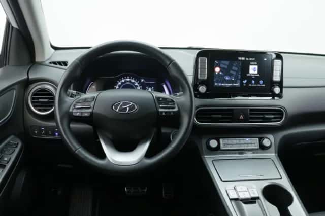Hyundai Kona (2019) thumbnail 3