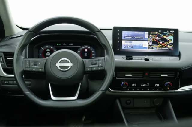 Nissan Qashqai (2023) thumbnail 3
