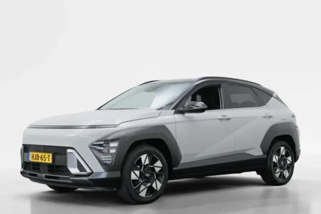 Hyundai Kona (2025) thumbnail 1