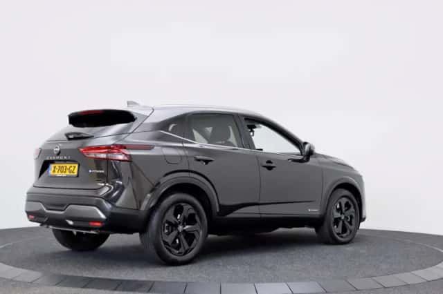 Nissan Qashqai (2023) thumbnail 2