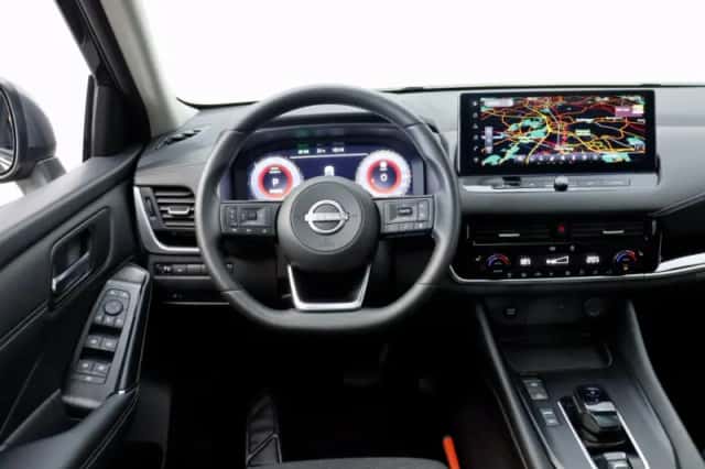 Nissan Qashqai (2023) thumbnail 3