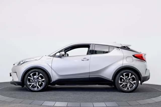 Toyota C-HR (2019) thumbnail 6