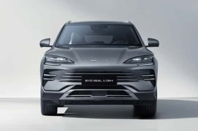 BYD Seal (2026) thumbnail 1