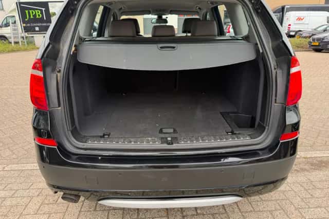 BMW X3 (2011) thumbnail 6