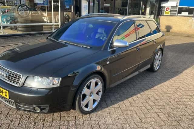 Audi A4 (2004) thumbnail 1