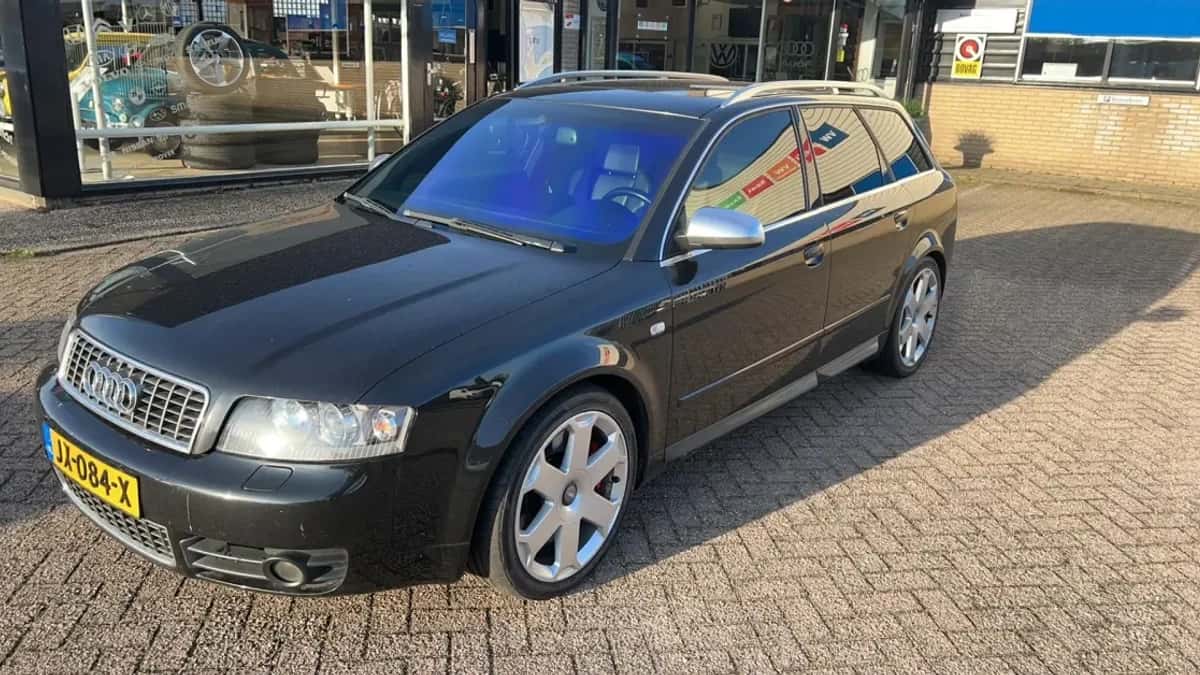 Audi A4 (2004) — foto 1