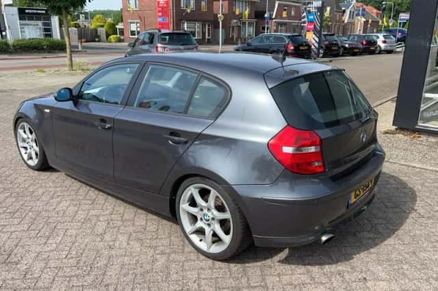 BMW 1-Serie (2007) thumbnail 5