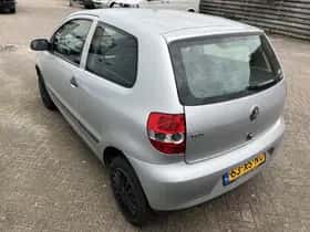 Volkswagen Fox (2007) thumbnail 3