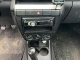Volkswagen Fox (2007) thumbnail 7