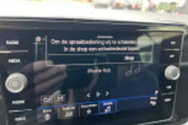 Volkswagen T-Roc (2022) thumbnail 111