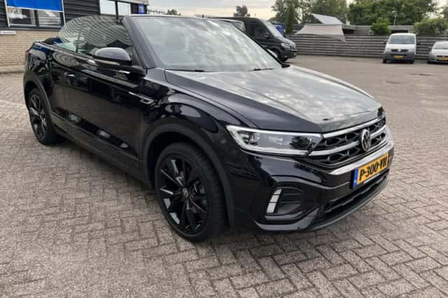 Volkswagen T-Roc (2022) thumbnail 17