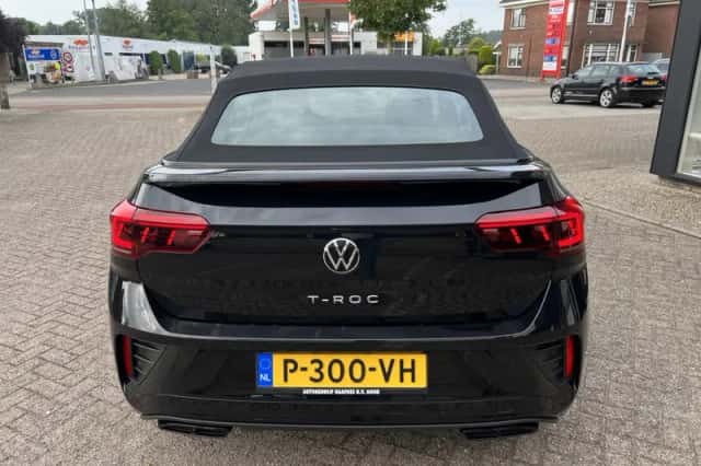 Volkswagen T-Roc (2022) thumbnail 21