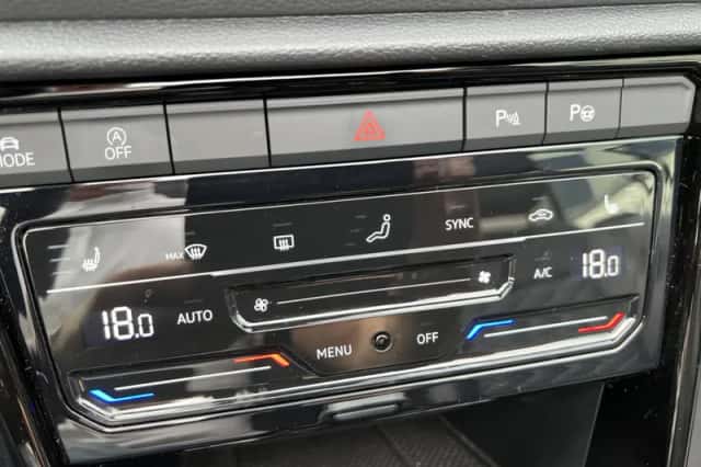 Volkswagen T-Roc (2022) thumbnail 55