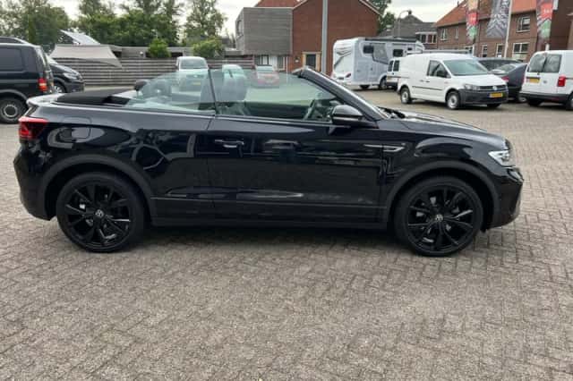 Volkswagen T-Roc (2022) thumbnail 8