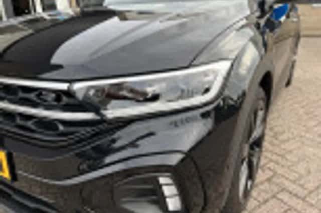 Volkswagen T-Roc (2022) thumbnail 71