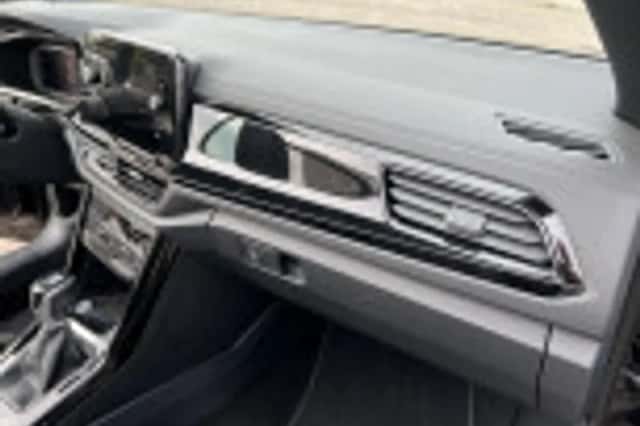 Volkswagen T-Roc (2022) thumbnail 96