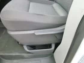 Volkswagen Transporter (2012) thumbnail 29