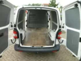 Volkswagen Transporter (2012) thumbnail 73