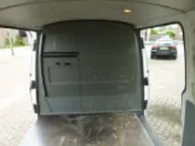 Volkswagen Transporter (2012) thumbnail 80