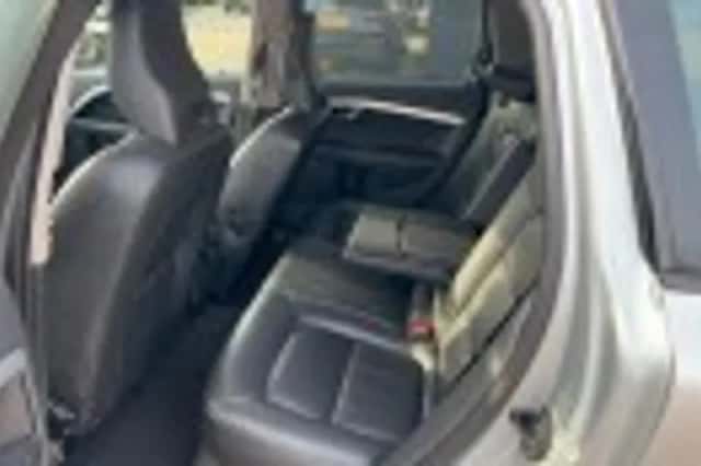 Volvo V70 (2011) thumbnail 42