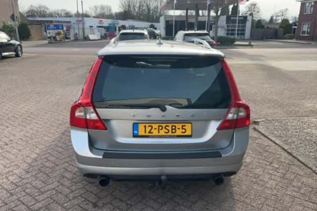 Volvo V70 (2011) thumbnail 56
