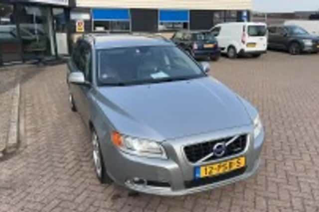 Volvo V70 (2011) thumbnail 7
