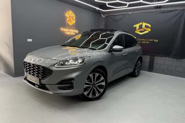 Ford Kuga (2022) thumbnail 1