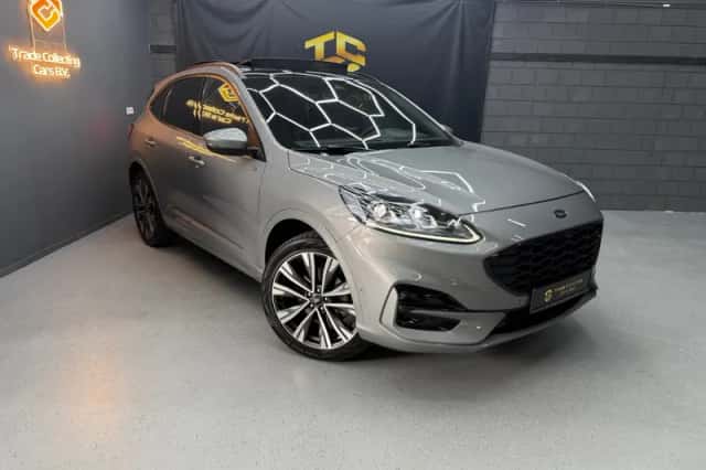 Ford Kuga (2022) thumbnail 3