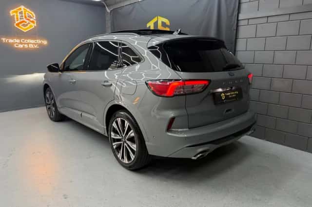Ford Kuga (2022) thumbnail 6