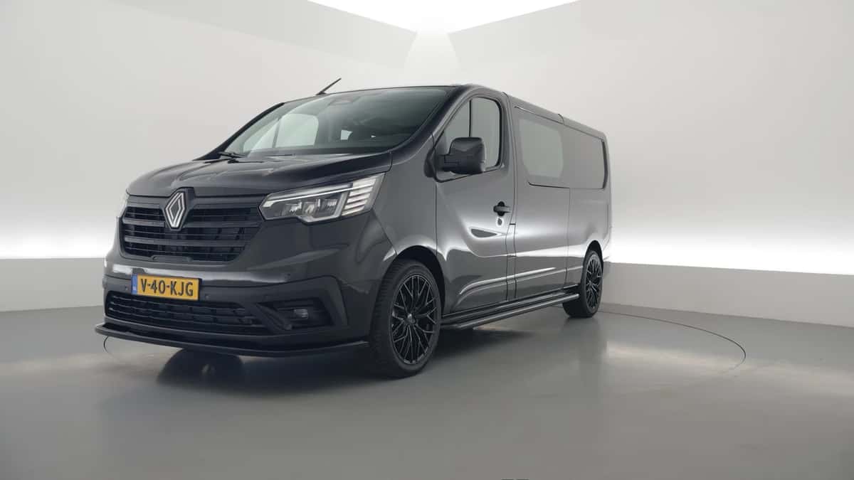 Renault Trafic (2024) — foto 1