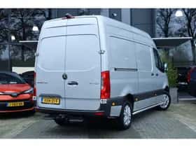 Mercedes-Benz Sprinter (2023) thumbnail 3