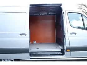 Mercedes-Benz Sprinter (2023) thumbnail 33