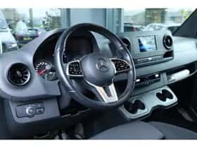 Mercedes-Benz Sprinter (2023) thumbnail 6