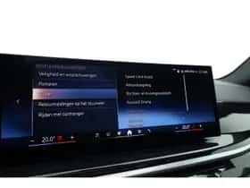 BMW X5 (2024) thumbnail 32