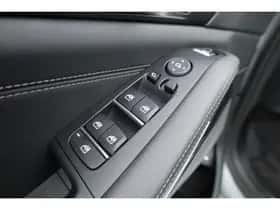 BMW X5 (2024) thumbnail 8