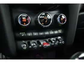 MINI Cooper S (2020) thumbnail 24