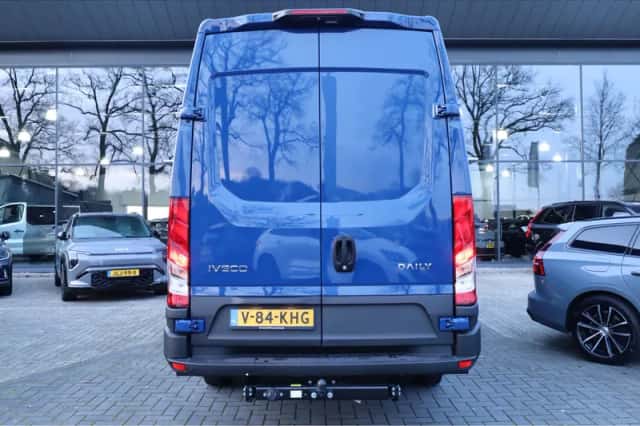 Iveco Daily (2024) thumbnail 4