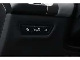 BMW iX (2025) thumbnail 11
