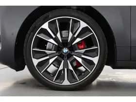 BMW iX (2025) thumbnail 41