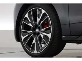 BMW iX (2025) thumbnail 42