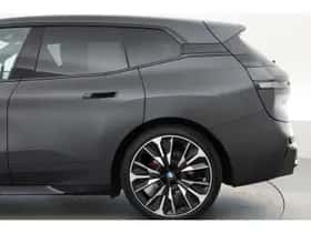 BMW iX (2025) thumbnail 44
