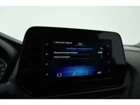 Suzuki S-Cross (2022) thumbnail 23