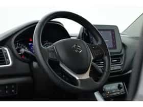 Suzuki S-Cross (2022) thumbnail 6