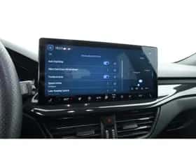 Ford Focus (2022) thumbnail 19