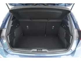 Ford Focus (2022) thumbnail 23