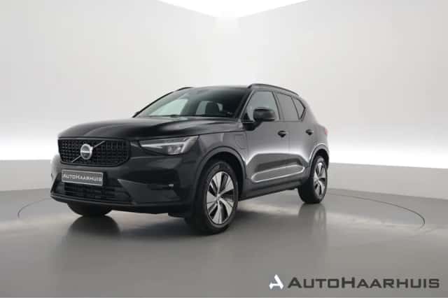 Volvo XC40 (2023) thumbnail 1
