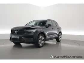 Volvo XC40 (2023)