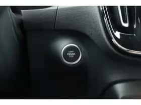 Volvo XC40 (2023) thumbnail 17