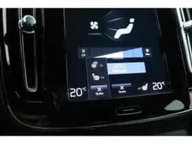 Volvo XC40 (2023) thumbnail 23