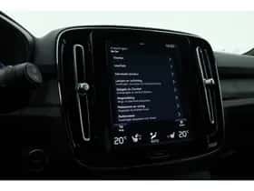Volvo XC40 (2023) thumbnail 29